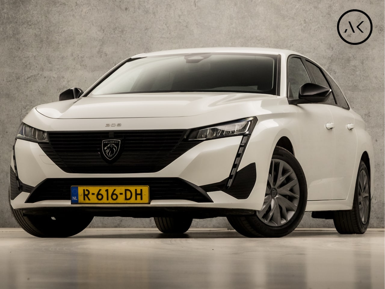 Peugeot 308 SW - 1.2 PureTech Sportline (APPLE CARPLAY, GROOT NAVIGATIE, STOELVERWARMING, KEYLESS START, LE - AutoWereld.nl