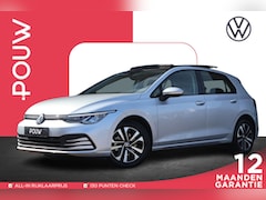 Volkswagen Golf - 1.5 TSI 130pk Life | Panoramadak | Navigatie | PDC | Android Auto/Apple Carplay