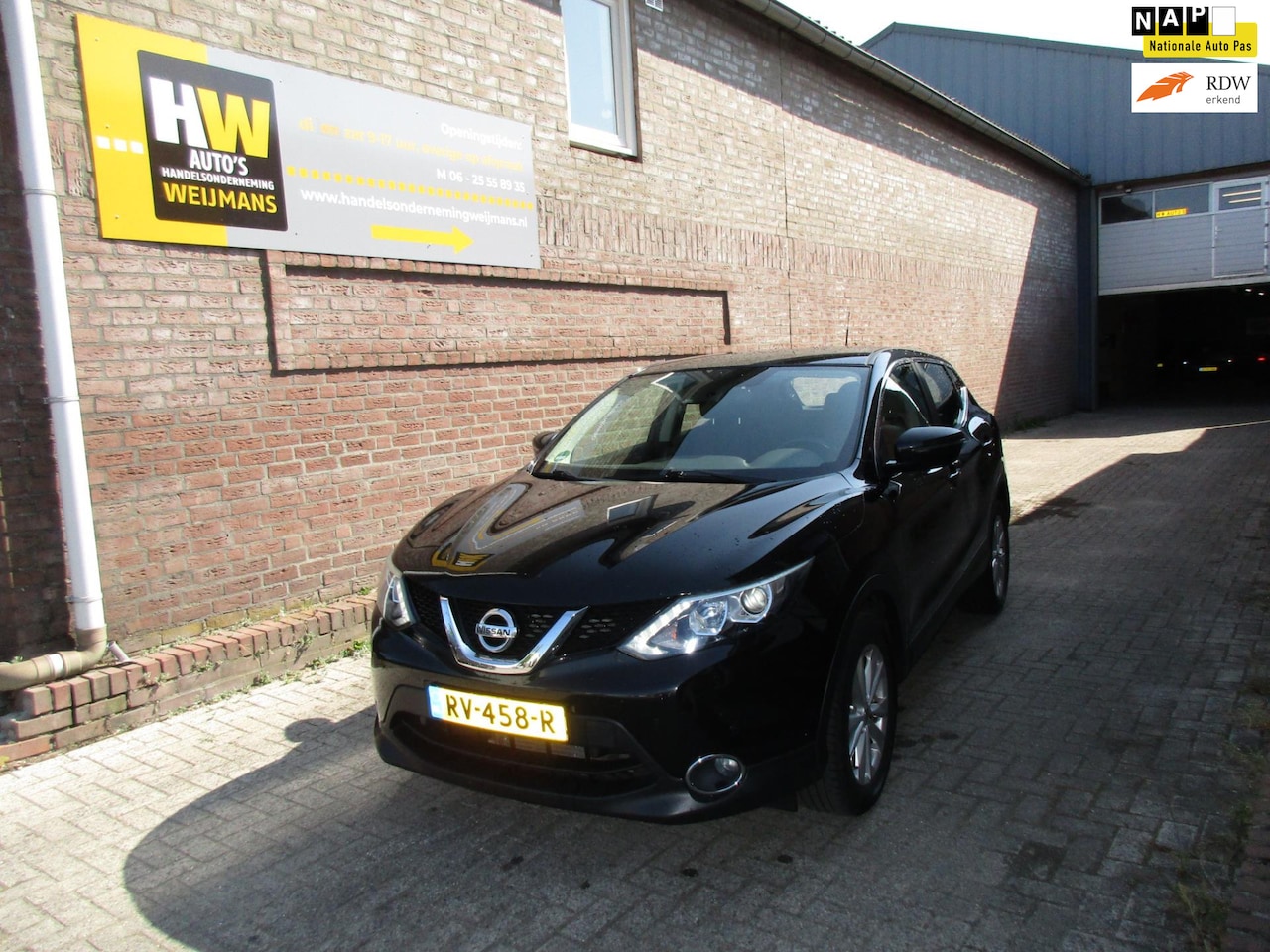 Nissan Qashqai - 1.2 Acenta 1.2 Acenta,AUTOMAAT, Afn. trekhaak Bluetooth,PDC - AutoWereld.nl