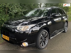 Mitsubishi Outlander - 2.0 Intense 2014 NAP AUTOMAAT 150PK ZEER NETTE AUTO