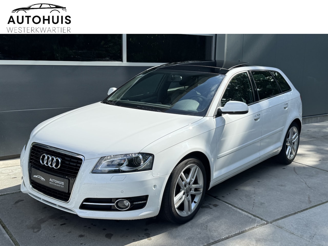 Audi A3 Sportback - 1.4 TFSI 125PK H6 Attraction Pro Line Business Panoramadak Stoelverwarming Elekt. best. St - AutoWereld.nl