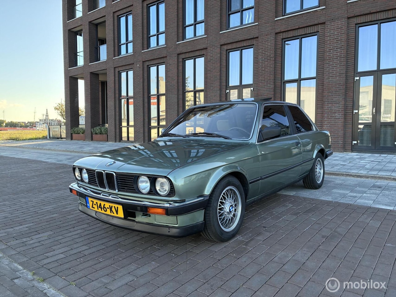 BMW 3-serie Coupé - 318i E30 Schuifkantel dak km150.436 BJ1985 - AutoWereld.nl