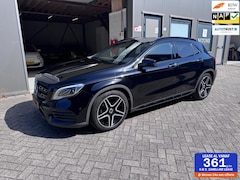 Mercedes-Benz GLA-Klasse - 180 Business Solution AMG Night Upgrade