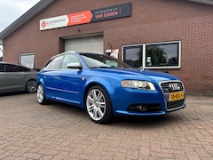 Audi S4 - Avant 4.2 V8 S4 quattro
