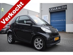 Smart Fortwo coupé - 1.0 mhd AUTOMAAT / PANO / DEALER ONDERHOUDEN