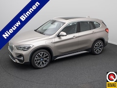 BMW X1 - xDrive25e High Executive X Line LED ACC Camera Panoramadak Head Up Trekhaak