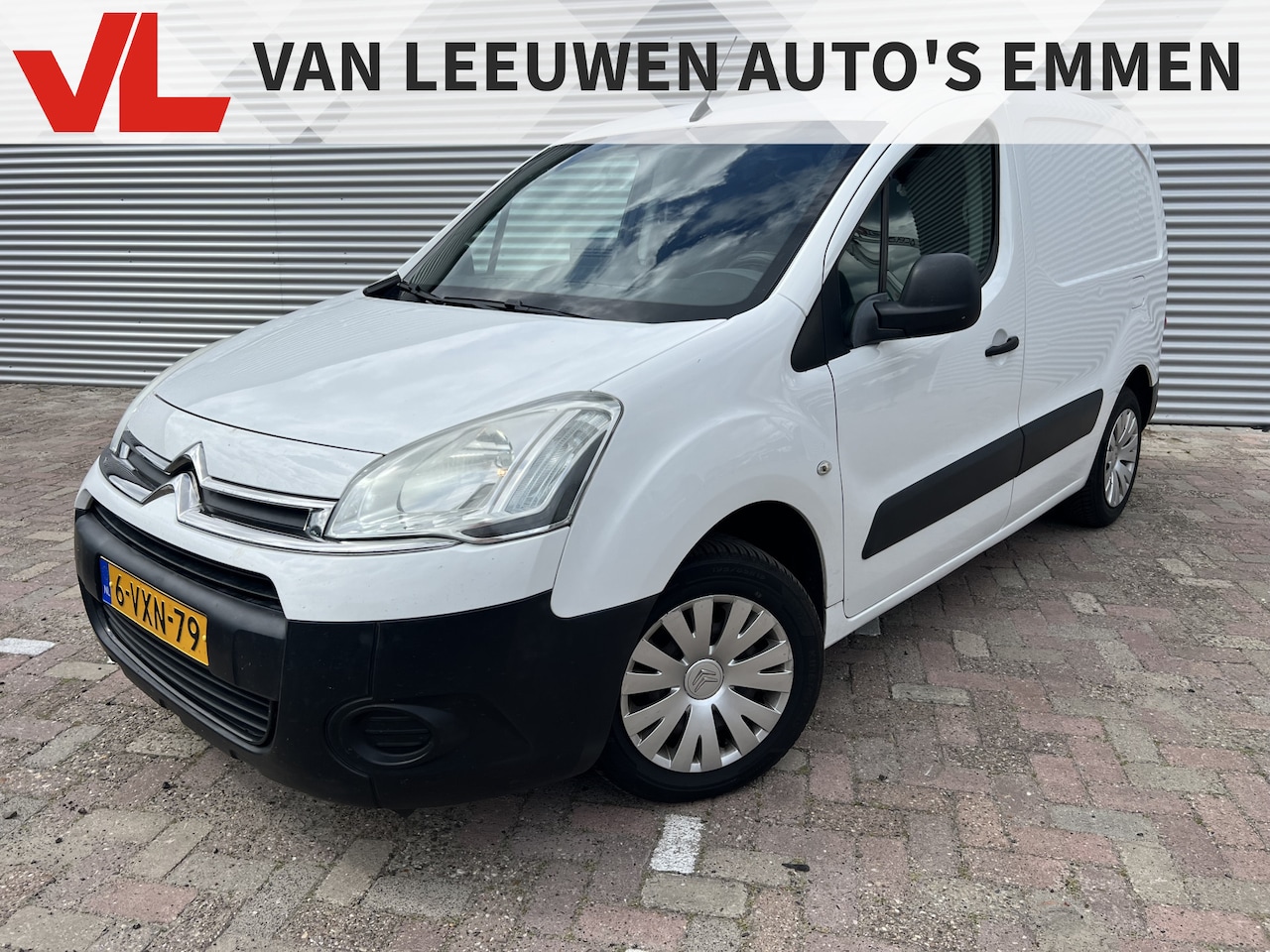 Citroën Berlingo - 1.6 e-HDI 500 Club Economy | Nieuw Binnen | Automaat | Trekhaak | 3-Zits - AutoWereld.nl