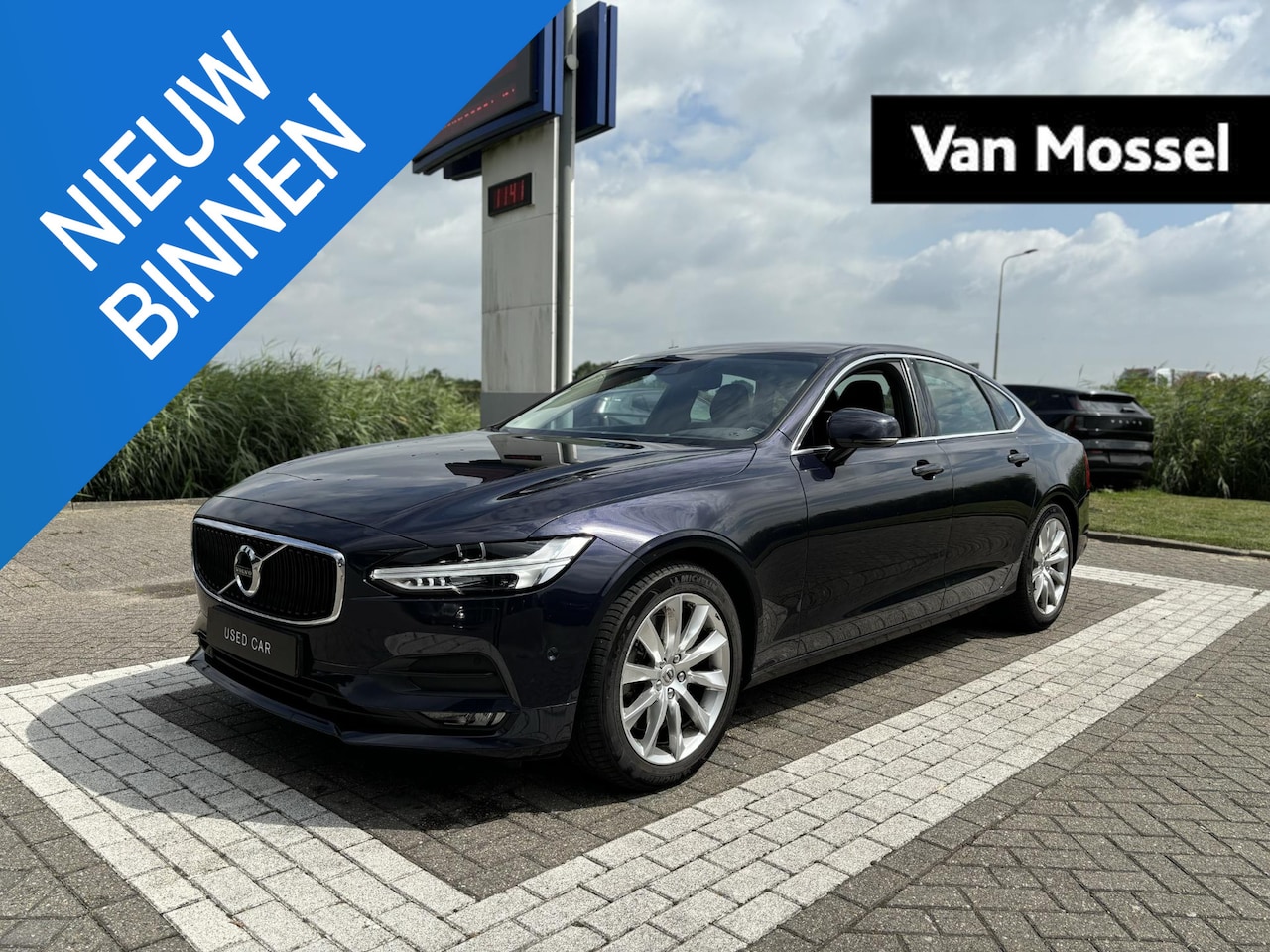 Volvo S90 - 2.0 T5 Momentum | Leder | Memoryseats | Stoelverwarming | ACC | Park Assist - AutoWereld.nl