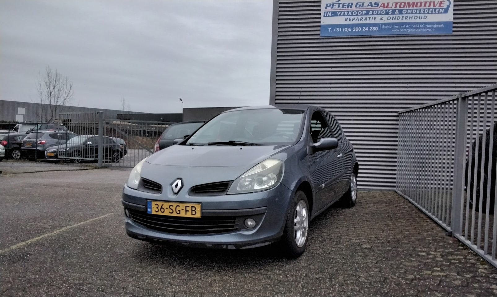 Renault Clio - 1.2-16V Team Spirit Meeuwen koppeling  - apk 07-2026 - nap - nl auto- airco - AutoWereld.nl