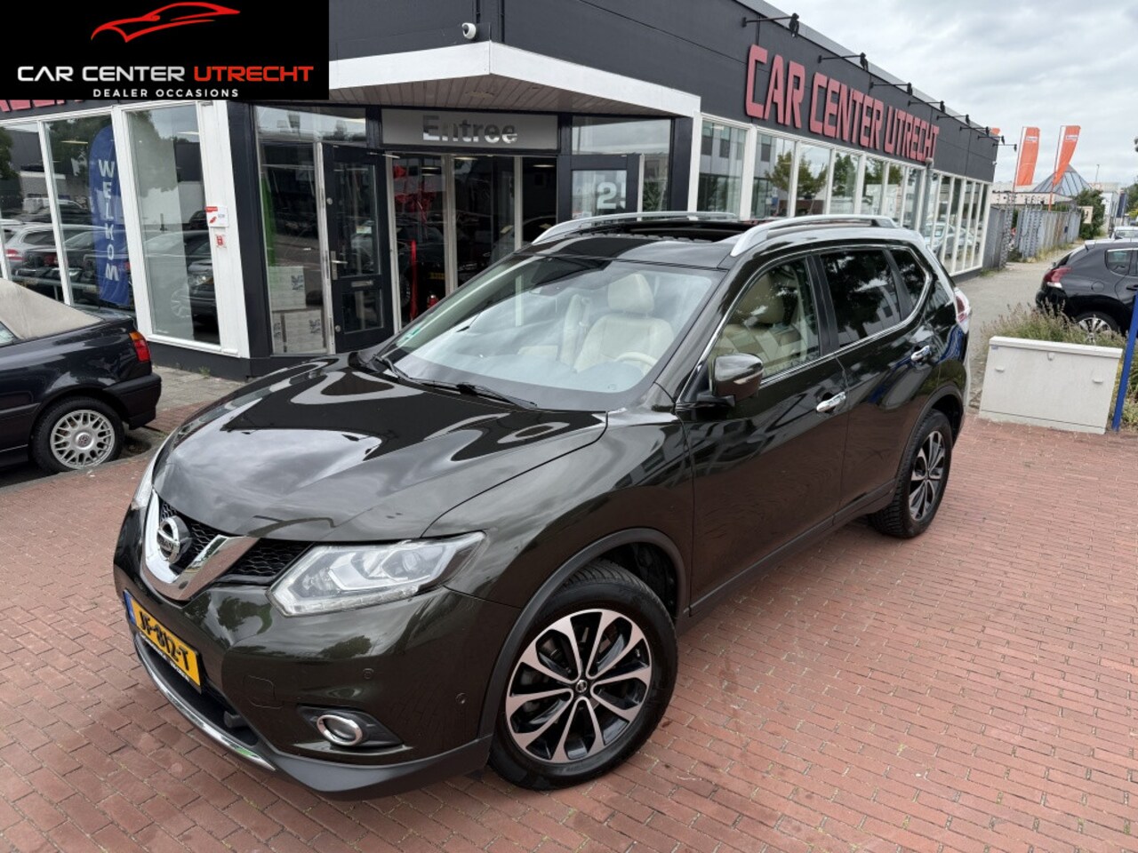 Nissan X-Trail - 1.6 dCi Tekna 7p. | leder | pano | camera | automaat | - AutoWereld.nl