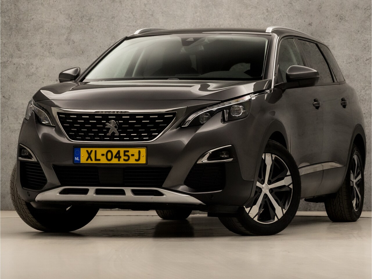 Peugeot 5008 - 1.2 PureTech Allure Automaat 131Pk (GROOT NAVI, APPLE CARPLAY, 360 CAMERA, CLIMATE, SPORTS - AutoWereld.nl