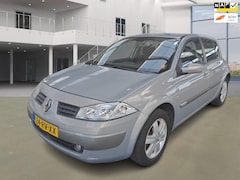 Renault Mégane - 1.6-16V Expression Luxe/airco/cruise/trekhaak/lage km met nap