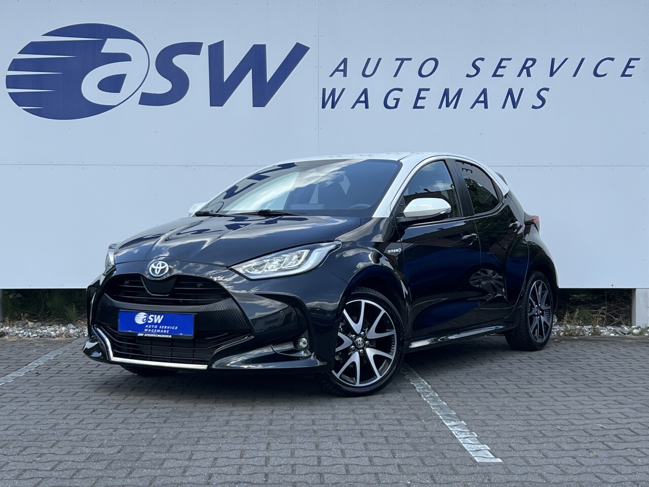 Toyota Yaris - 1.5 Hybrid Launch Edition | HUD | 17 inch | Camera | Carplay - AutoWereld.nl
