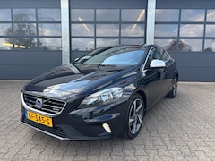 Volvo V40 - 1.6 T3 150pk R-Design