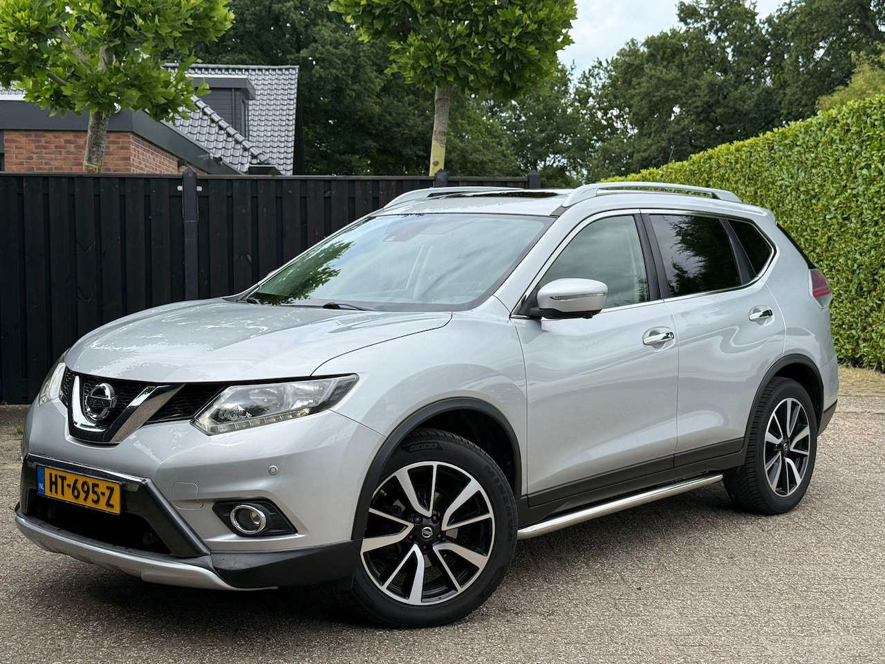 Nissan X-Trail - 1.6 DIG-T Connect Edition Trekhaak NAP PANO - AutoWereld.nl