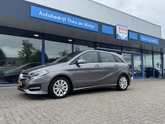 Mercedes-Benz B-klasse - 180 Prestige| Trekhaak, Navi, Cruise, Stoelverwarming, Clima