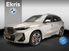 BMW iX1 - eDrive20 M-Sportpakket Pro / Driving assistant plus / Premium Pack / Comfort Pack / Travel