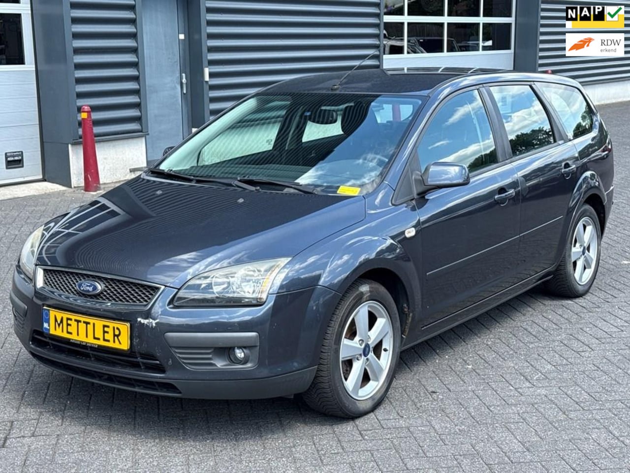 Ford Focus Wagon - 1.6-16V Futura 1.6-16V Futura , Airco , Cruise control , Navi - AutoWereld.nl