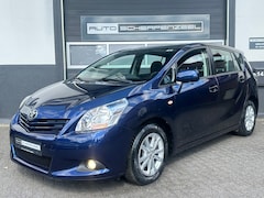 Toyota Verso - 1.8 VVT-i Business | AIRCO |PANO | TREKHAAK | RUIM |