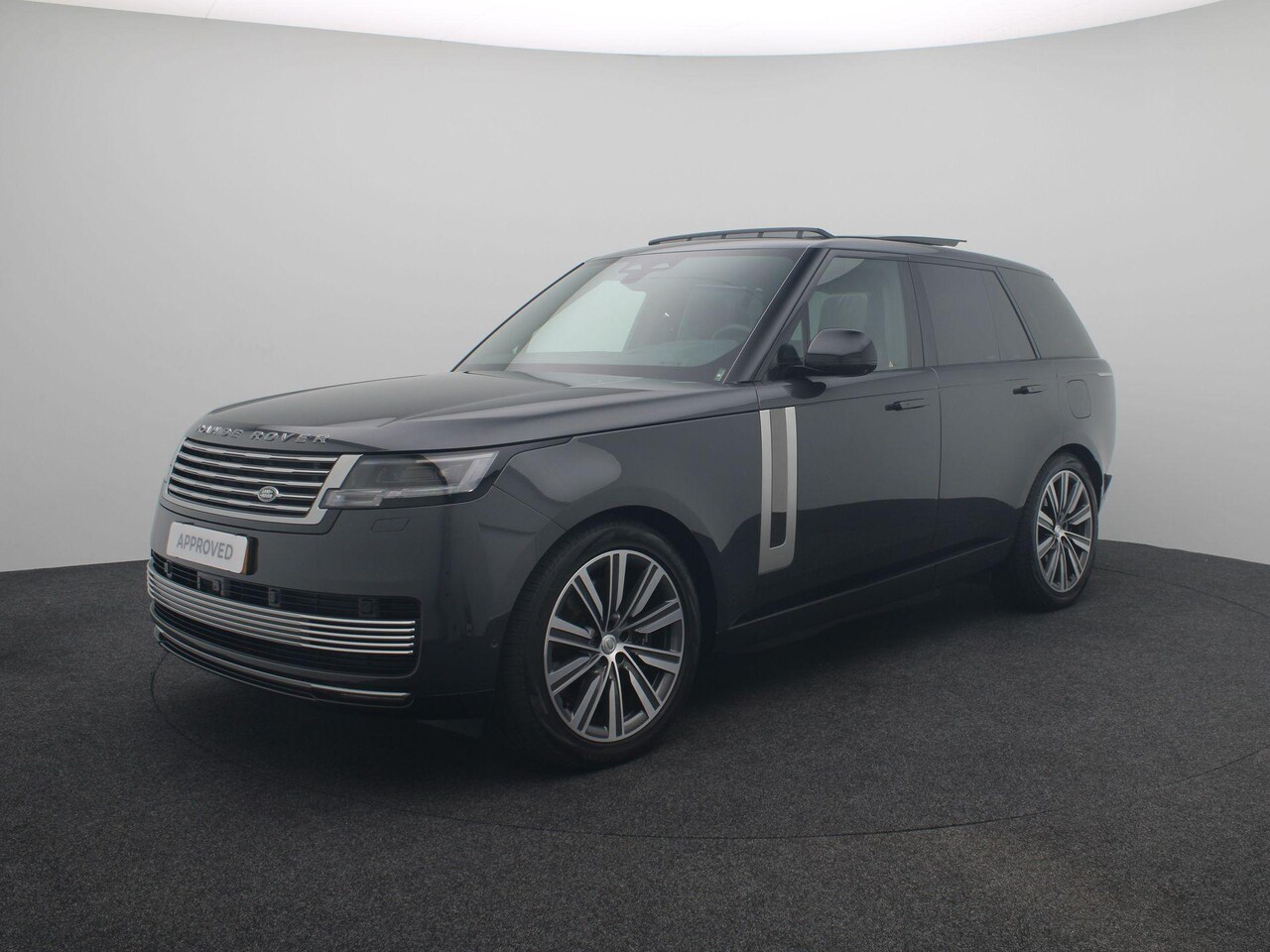 Land Rover Range Rover - 3.0 P550e SV PHEV | SV Analine Leder | koelkast | Elektrische trekhaak | 1e Eigenaar - AutoWereld.nl