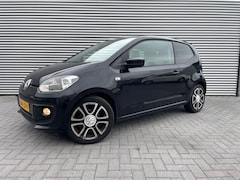 Volkswagen Up! - 1.0 BLACK up navi / cruise / lmv / 75 pk