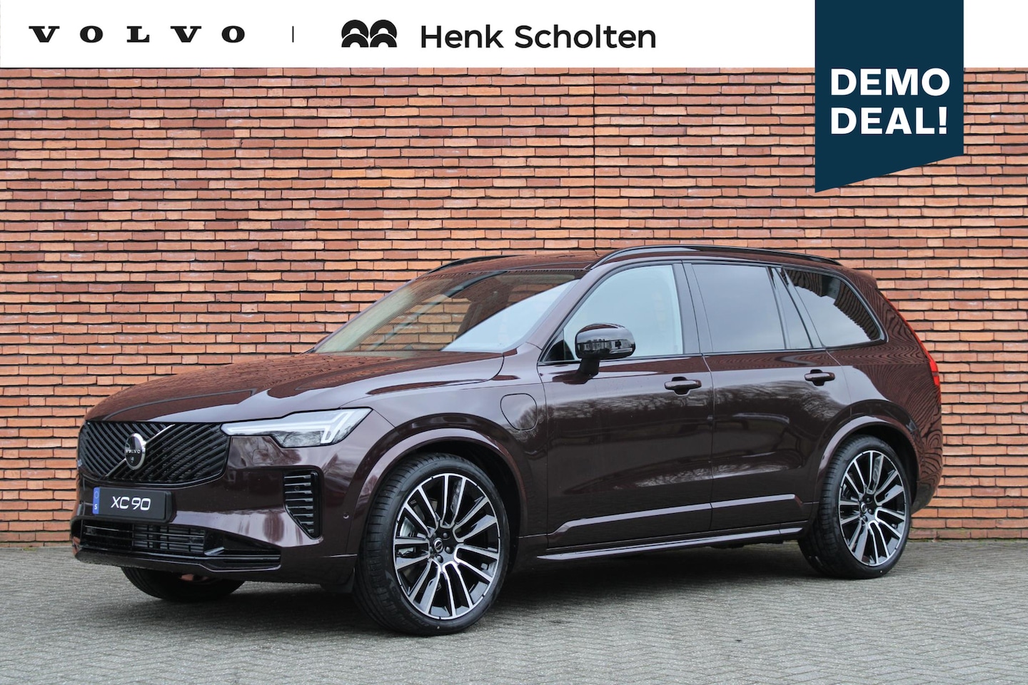 Volvo XC90 - T8 Plug-in hybrid AWD Ultra Dark | 22'' Lichtmetalen velgen | Actieve Luchtvering | Bowers - AutoWereld.nl