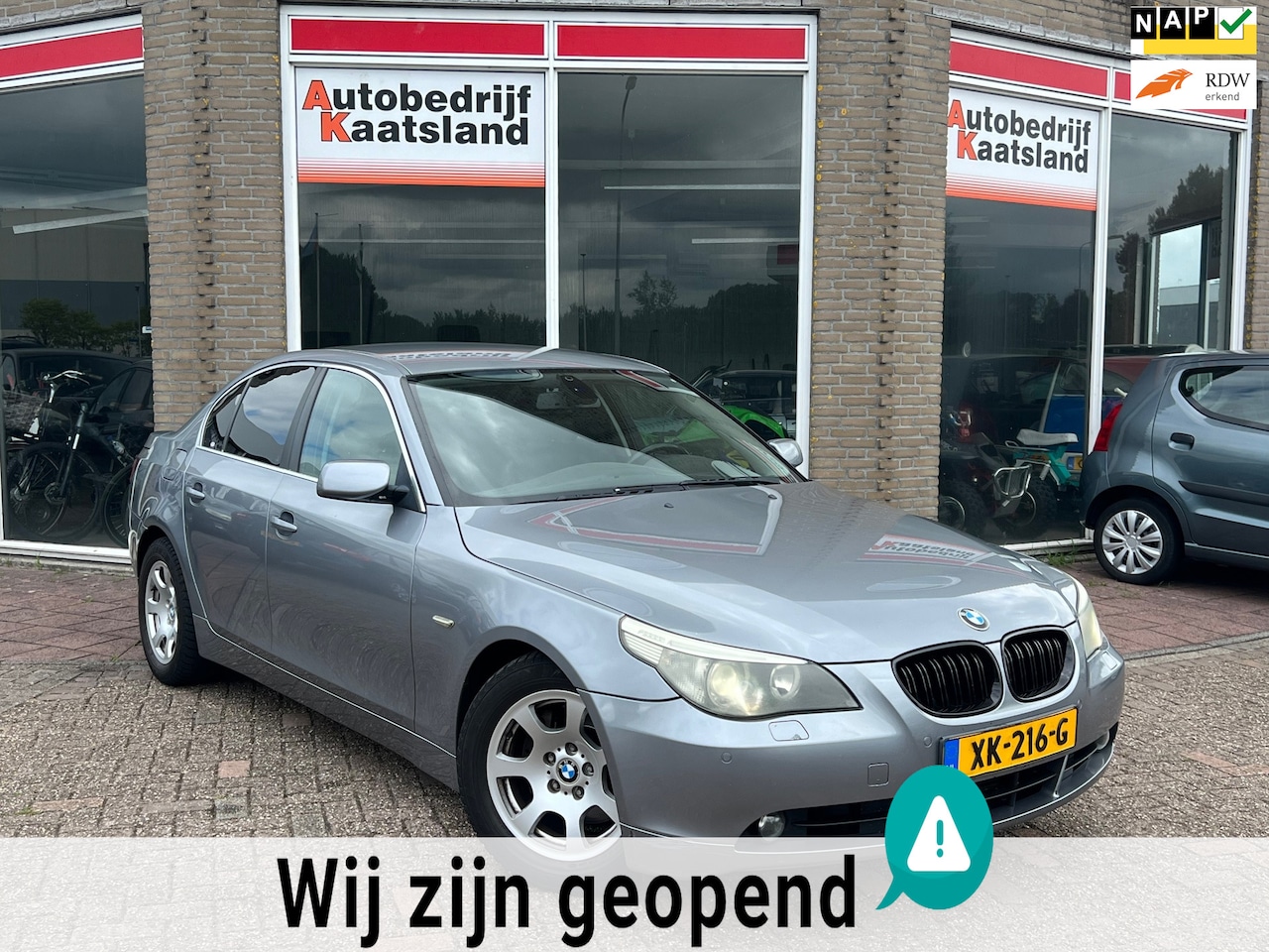 BMW 5-serie - 530d Automaat - Leder - Navi - Xenon - Stoelverwarming - AutoWereld.nl