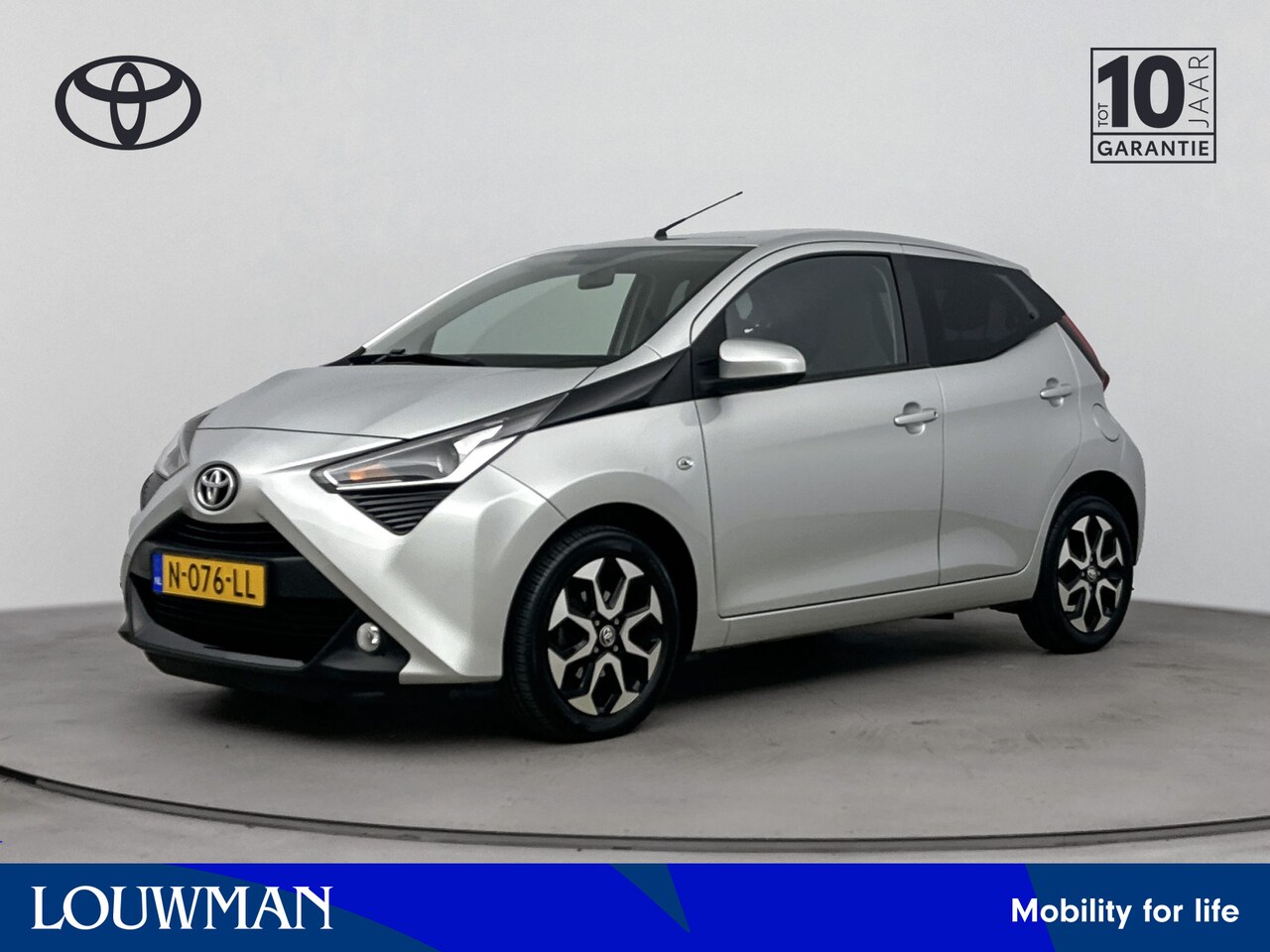 Toyota Aygo - 1.0 VVT-i x-play 1.0 VVT-i x-play - AutoWereld.nl