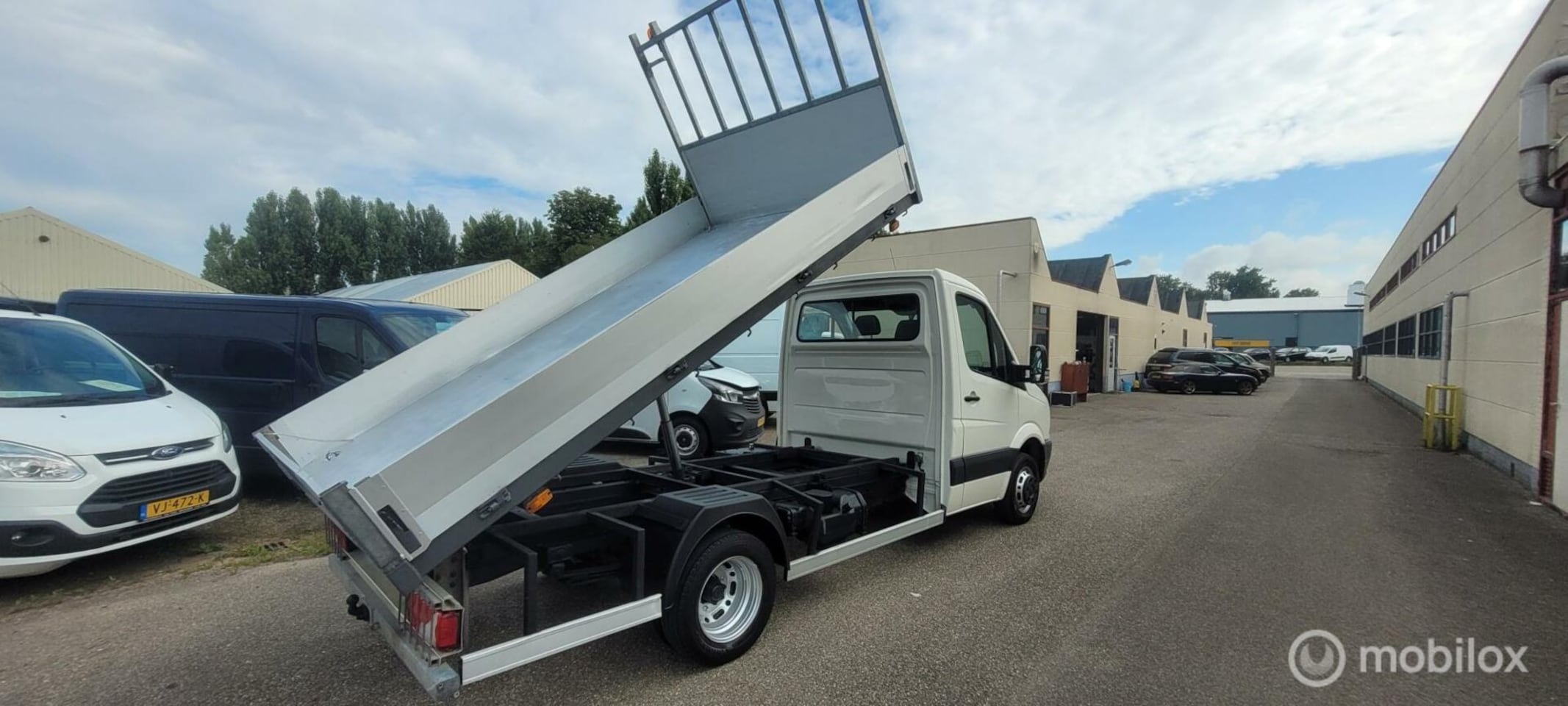 Volkswagen Crafter - Pickup 28 2.5 TDI KIEPER - AutoWereld.nl