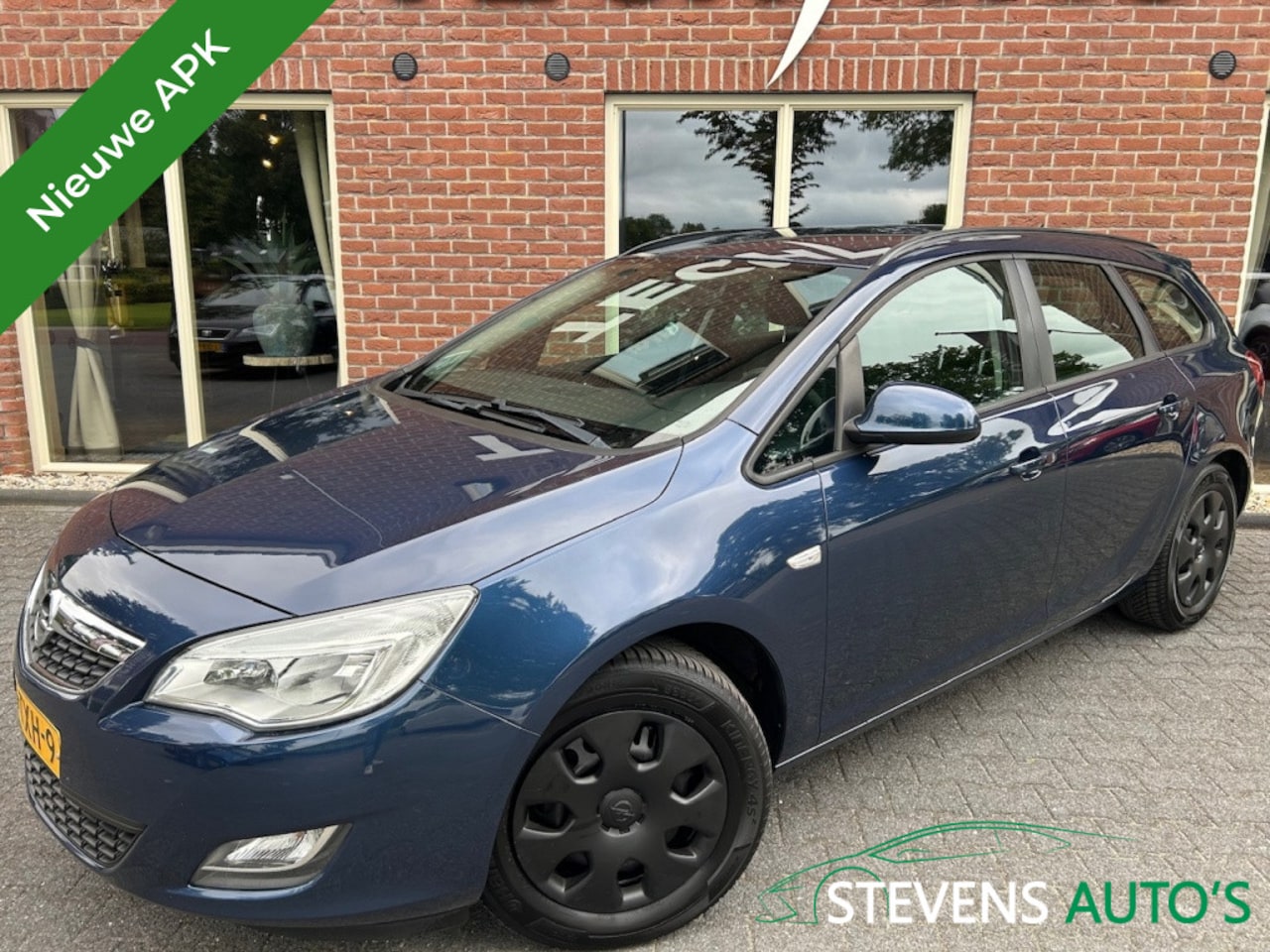 Opel Astra Sports Tourer - 1.4 Turbo Bns. Edit. NIEUWE APK / NAVI / AIRCO / TREKHAAK / CRUI - AutoWereld.nl