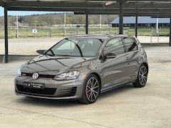 Volkswagen Golf - 2.0 TSI GTI Performance CARPLAY/CAMERA/NAP