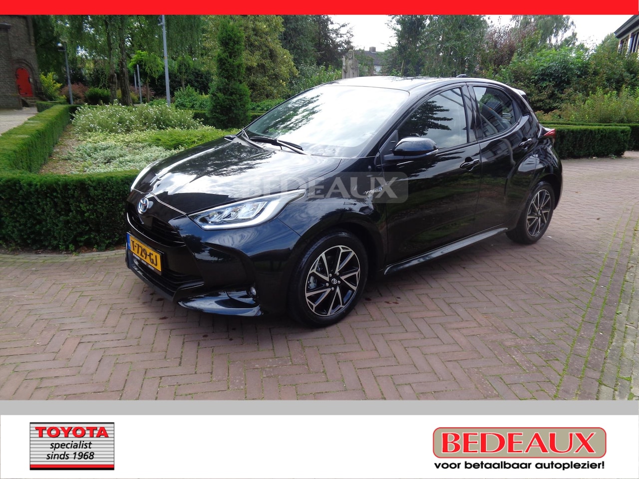 Toyota Yaris - 1.5 Hybrid 116pk CVT Team Edition -Navi- bij Toyota specialist sinds 1968 - AutoWereld.nl