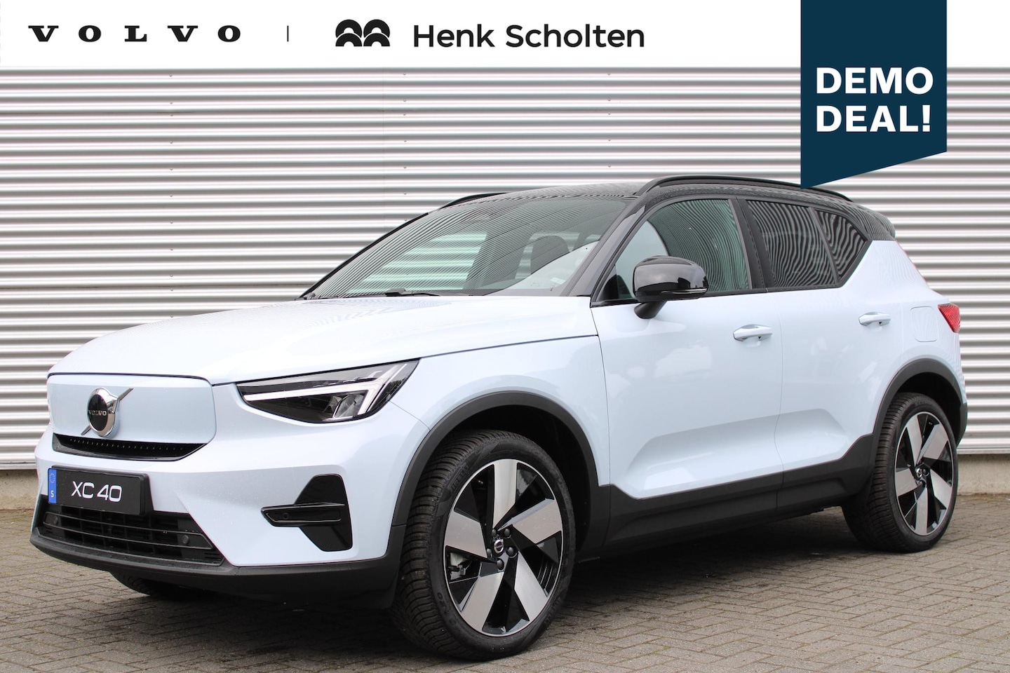 Volvo XC40 - Single Motor Extended Range Plus 82 kWh | Keyless Entry | Elektrische Achterklep | 20" Lic - AutoWereld.nl