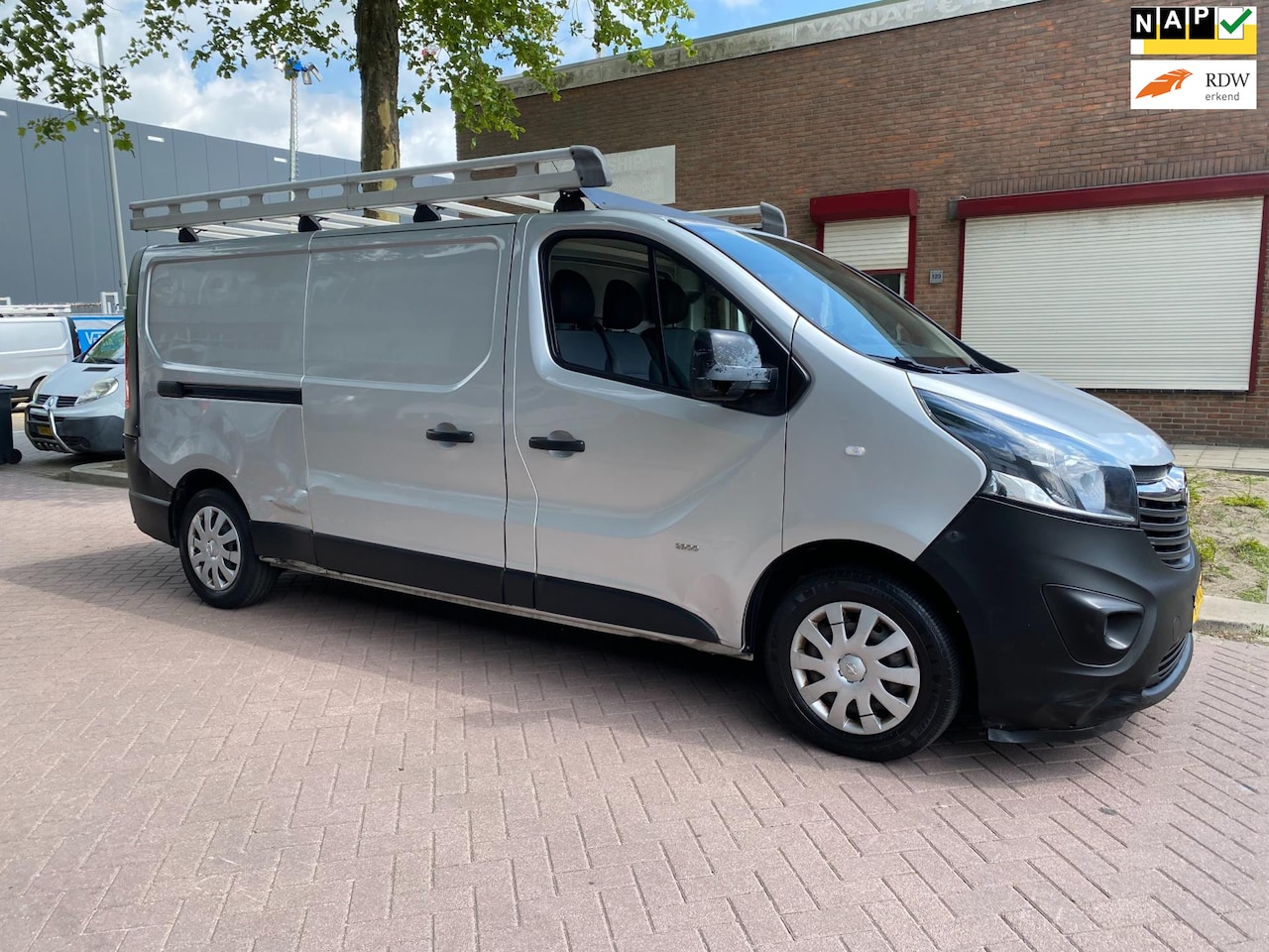 Opel Vivaro - 1.6 CDTI L2H1 Edition EcoFlex * 2018 * Euro6 * Airco * Navigatie * APK 26-1-2026 * Lang Mo - AutoWereld.nl