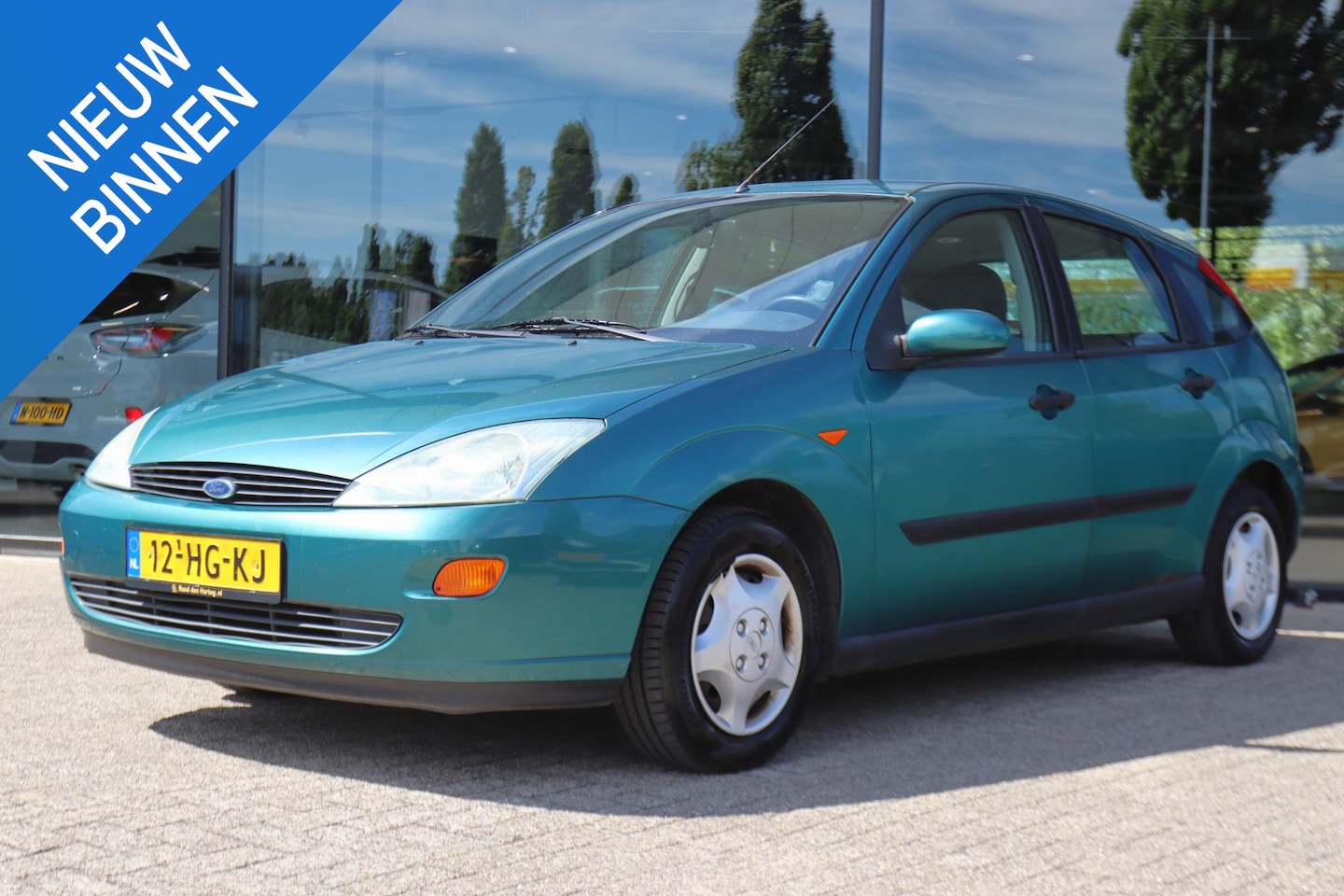 Ford Focus - 1.6-16V AMBIENTE | TREKHAAK | AIRCO | ELEK RAMEN - AutoWereld.nl