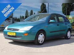Ford Focus - 1.6-16V AMBIENTE | TREKHAAK | AIRCO | ELEK RAMEN