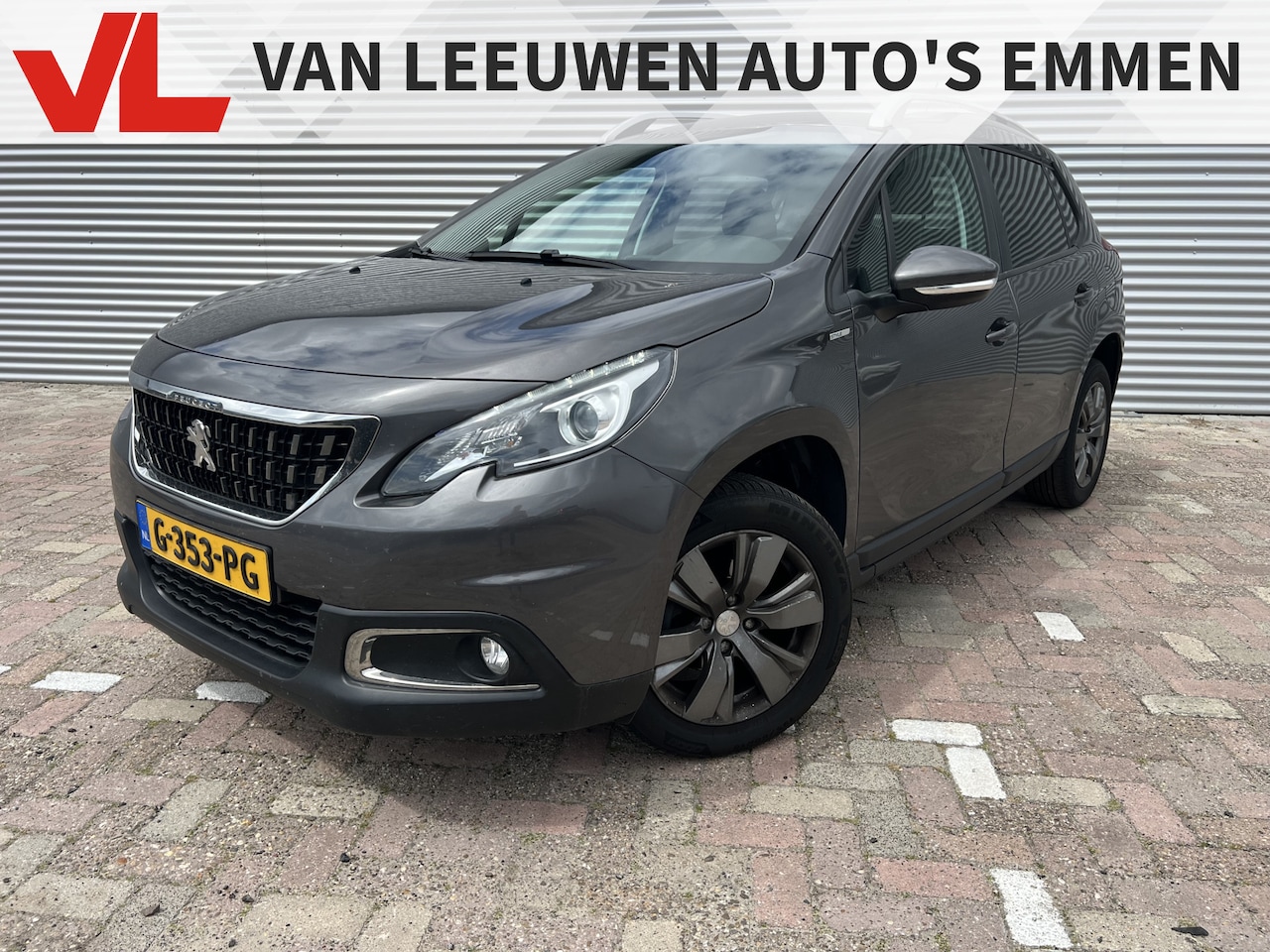 Peugeot 2008 - 1.2 PureTech Allure | Nieuw Binnen | Cruise | Clima | Lichtmetaal - AutoWereld.nl