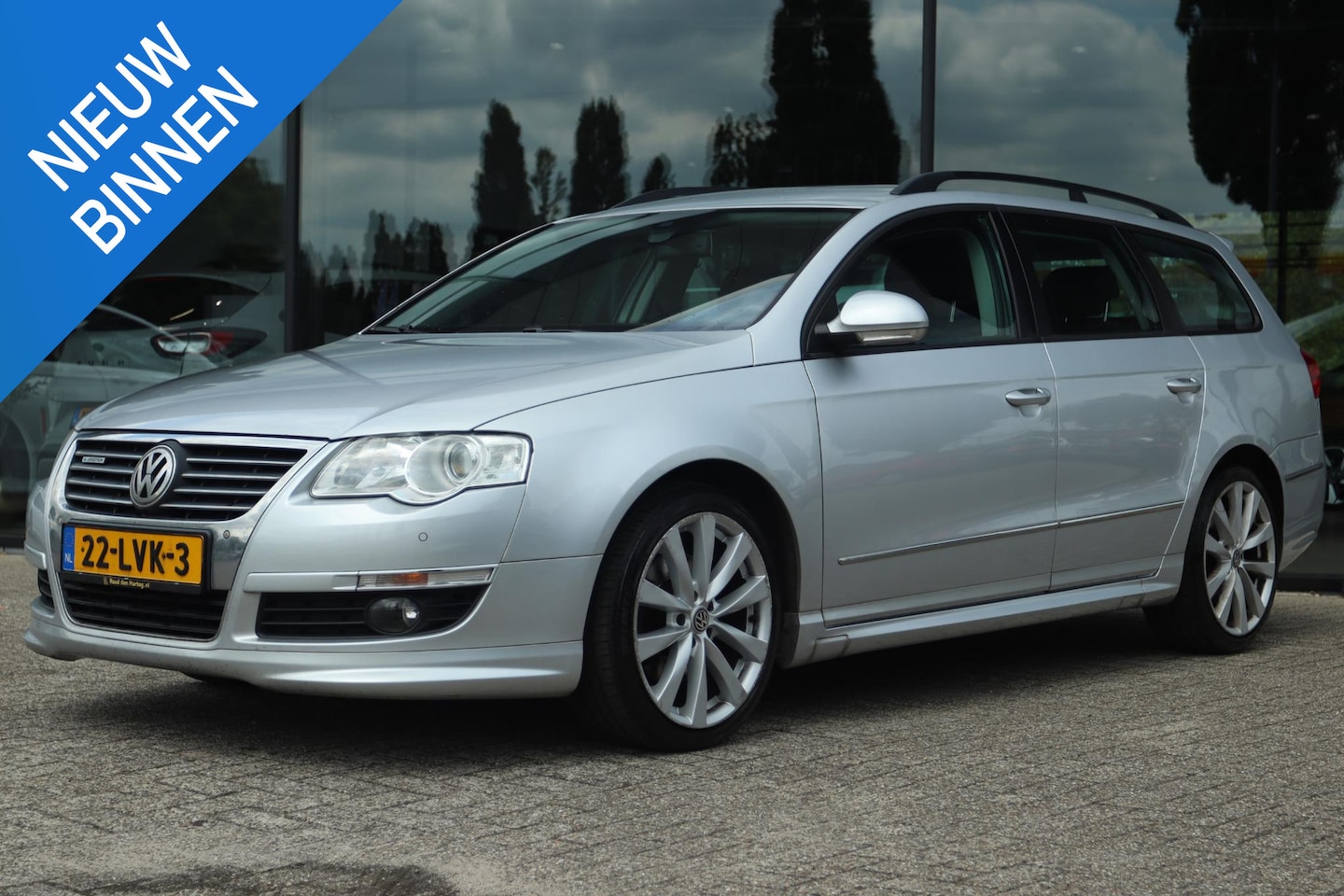 Volkswagen Passat Variant - 1.6 TDI BLUEMOTION | TREKHAAK | CRUISE | CLIMATE CONTROL | NAVI | PDC - AutoWereld.nl