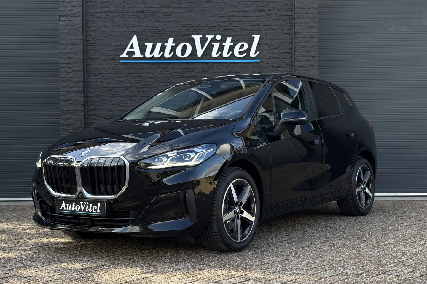 BMW 2-serie Active Tourer - 218i | Harman Kardon | Sportleder | Memory | Comfort Access | Adaptive LED - AutoWereld.nl