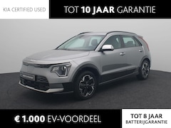 Kia Niro EV - DynamicLine 64.8 kWh | TREKHAAK | 3-fase 11KW laden | Climate Control | Navigatie | LM Vel