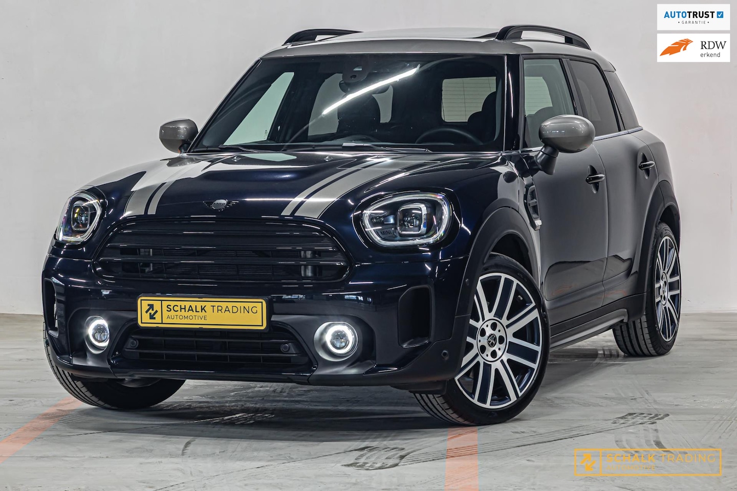 MINI Countryman - Mini 1.5 Cooper MINI Yours|Pano|E-Stoel|Acc| - AutoWereld.nl