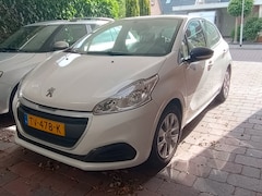 Peugeot 208 - 1.2 PureTech Like Wit
