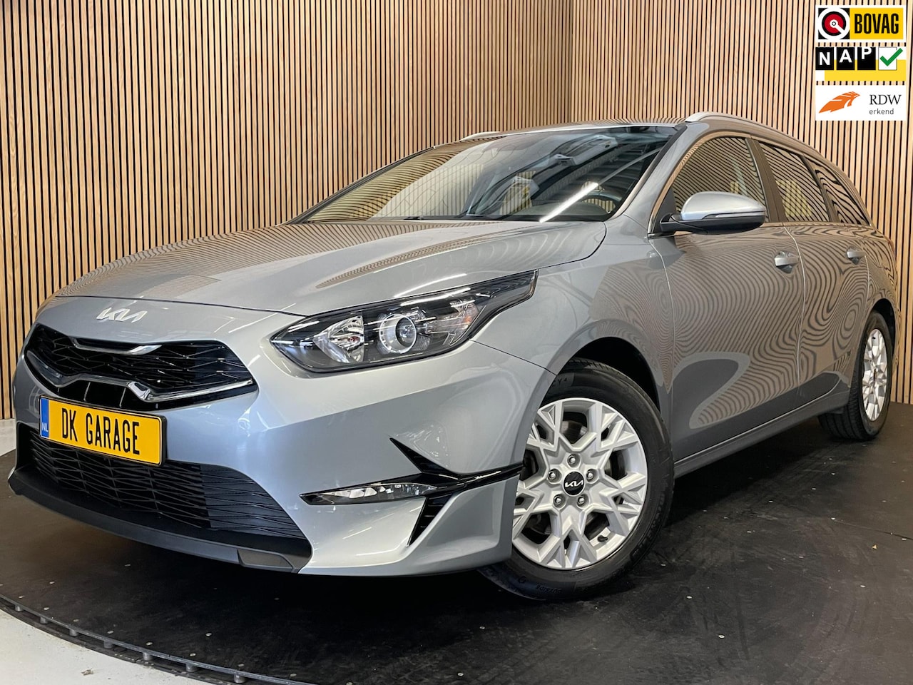 Kia Cee'd Sportswagon - Ceed 1.5 T-GDi DynamicPlusLine|160PK|AUTOMAAT|KEYLESS|LEDER|CARPLAY|CAMERA|CRUISE,CLIMATE| - AutoWereld.nl
