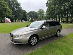 Volvo V70 - 2.0D Summum Nette en goed onderhouden