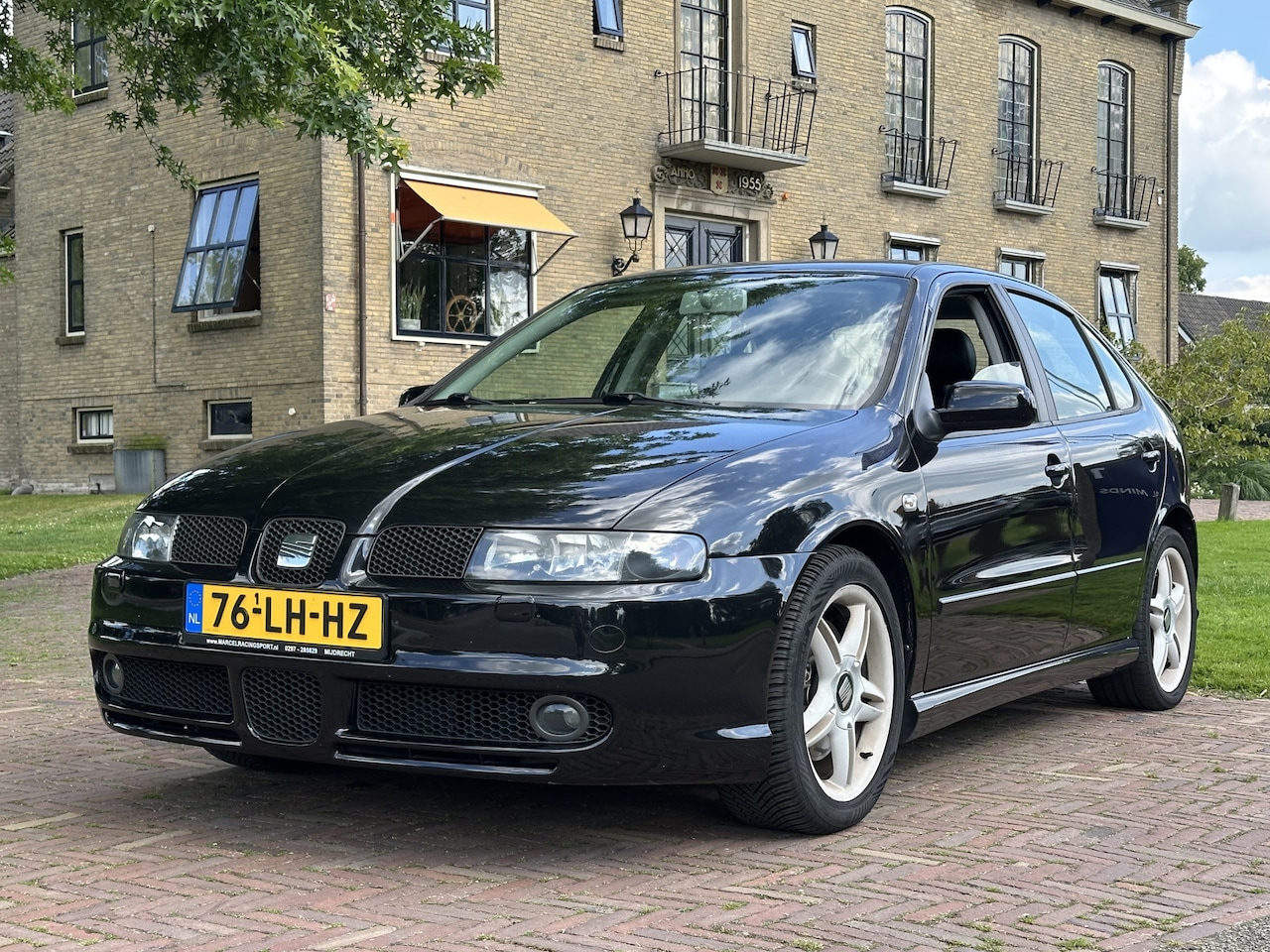 SEAT Leon - 1.8-20VT Topsport Nette auto * Leer - AutoWereld.nl
