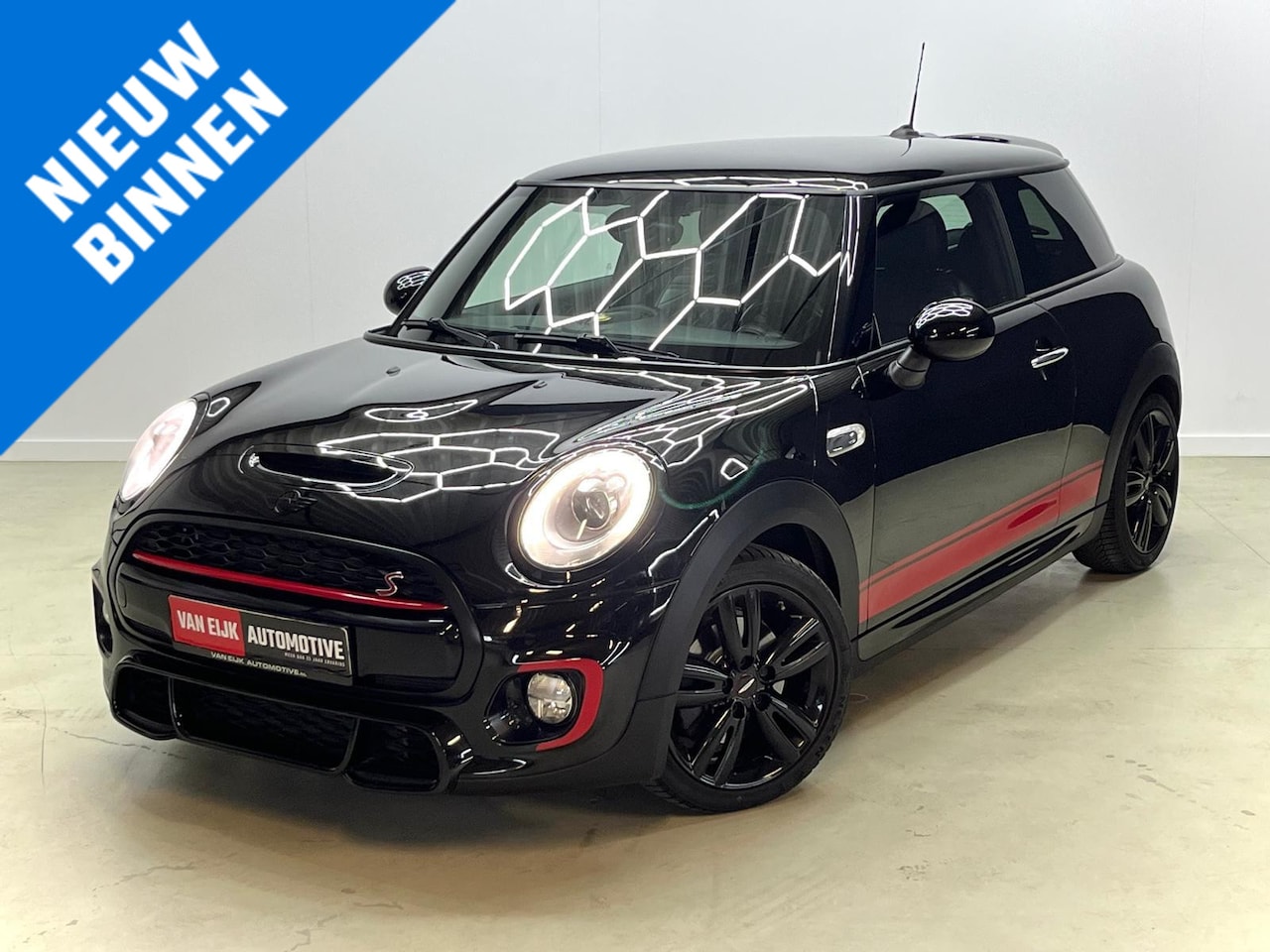 MINI John Cooper Works - Mini 2.0 'S JCW Edition Autom VOL! - AutoWereld.nl