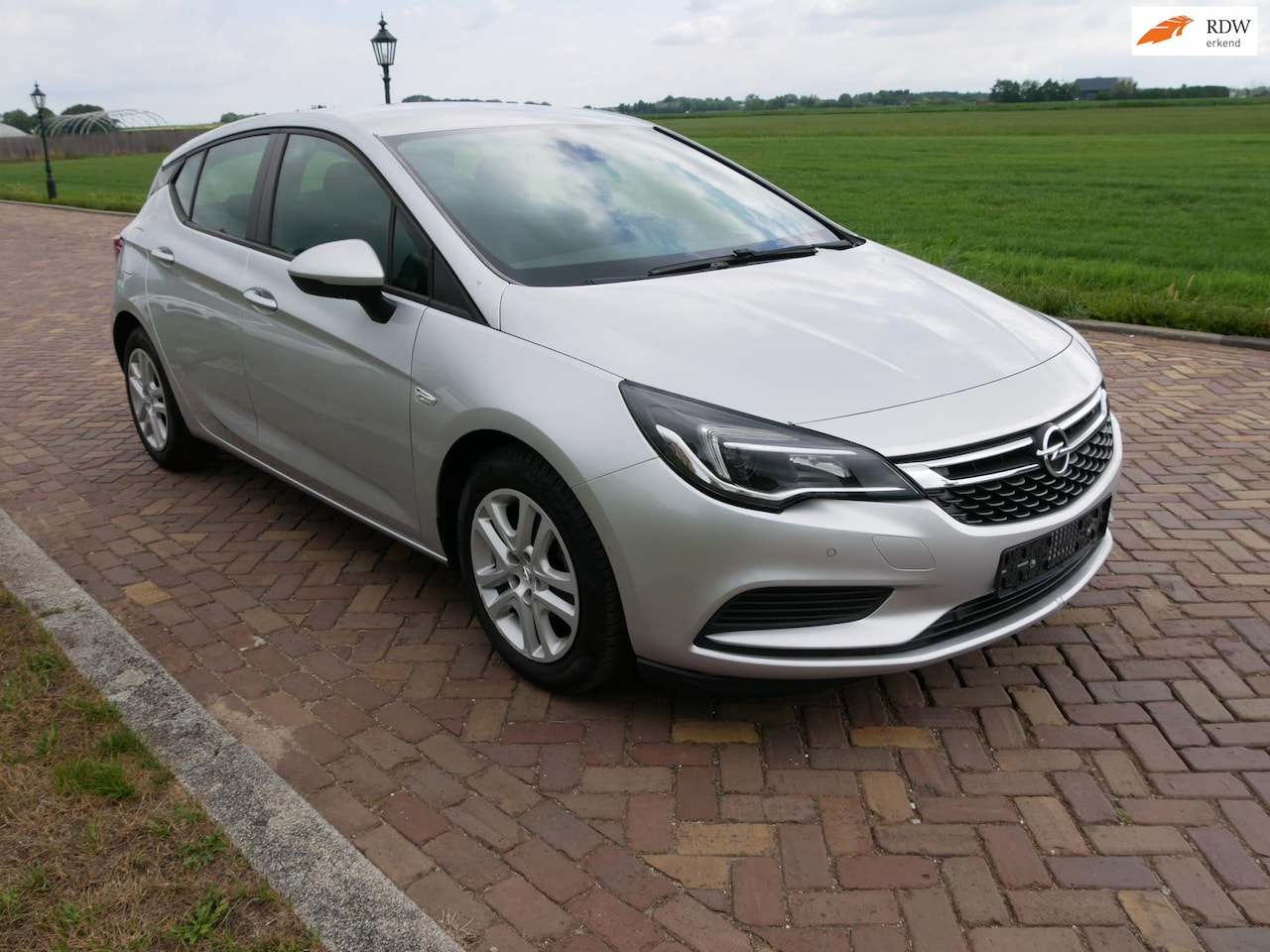 Opel Astra - 1.6 CDTI Business+ AC NAVI ** MARGE CAR ** - AutoWereld.nl