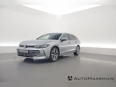 Volkswagen Passat Variant - 1.5 eHybrid Business | Navi | Massage | Elek. Trekhaak | Keyless | Adapt. Cruise | Stoel