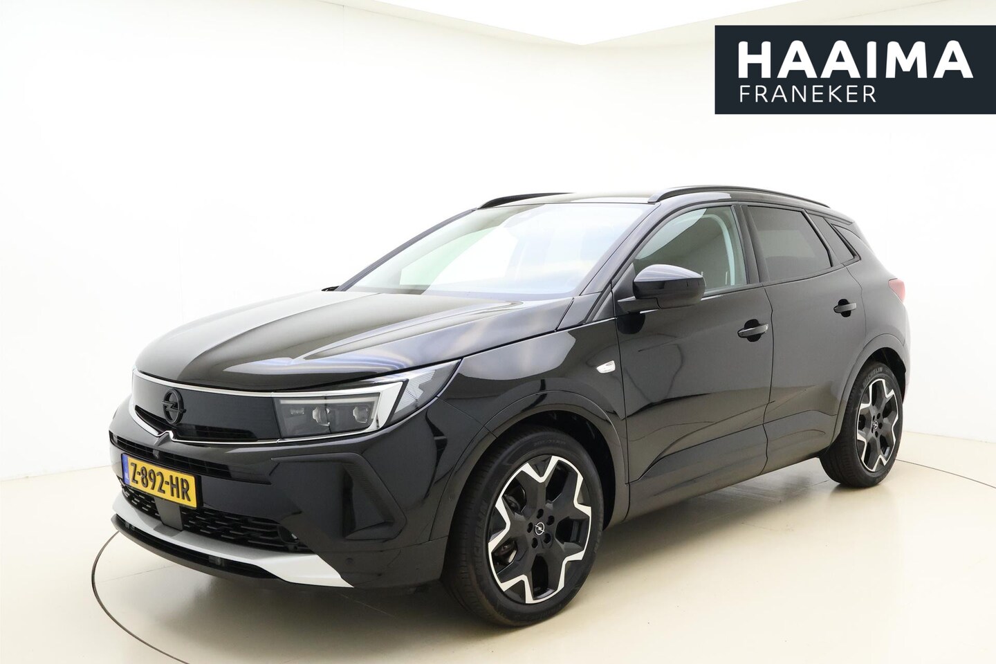 Opel Grandland - 1.2 Turbo Level 3 130pk | Automaat | Alcantara Bekleding | Navigatie | Trekhaak | Elektris - AutoWereld.nl