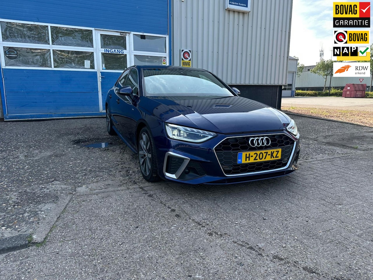 Audi A4 Limousine - 35 TFSI Launch edition Sport 3x S-LINE - AutoWereld.nl